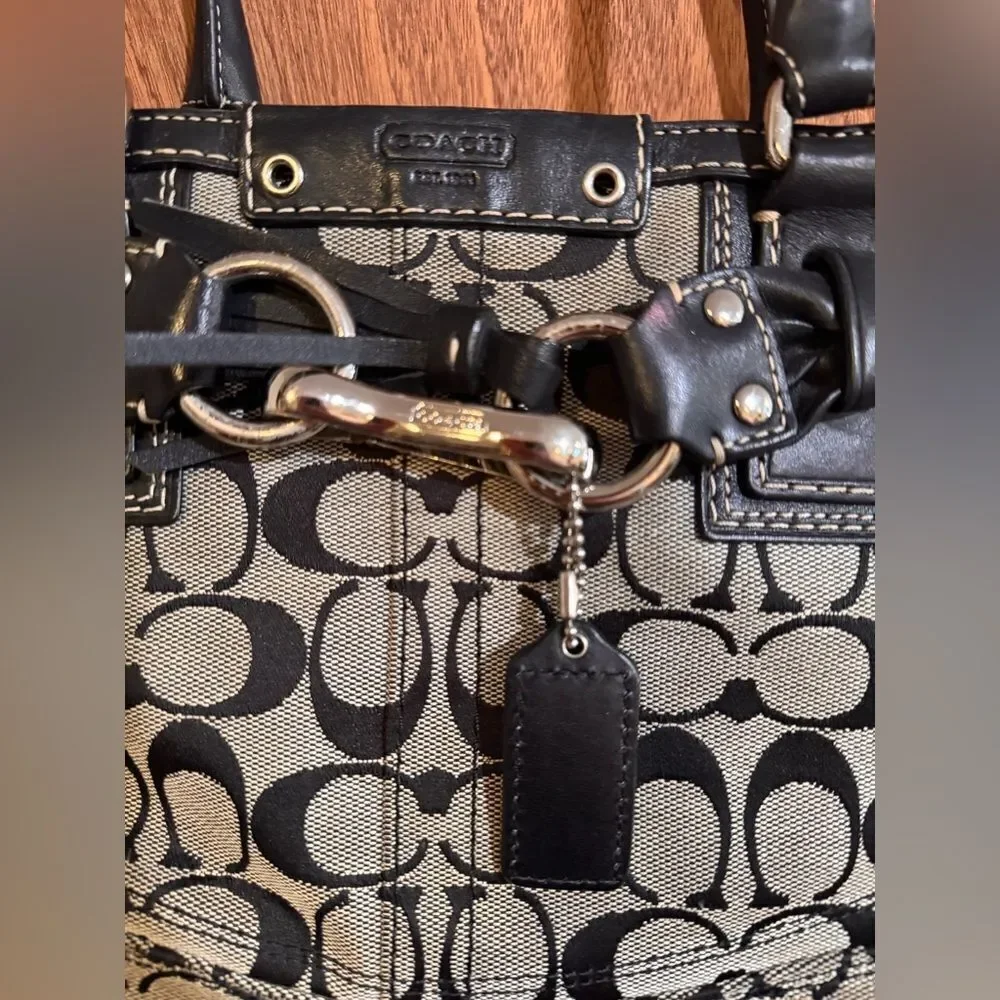 Coach Signature Hampton Black Handbag Tote - Picture 13 of 16